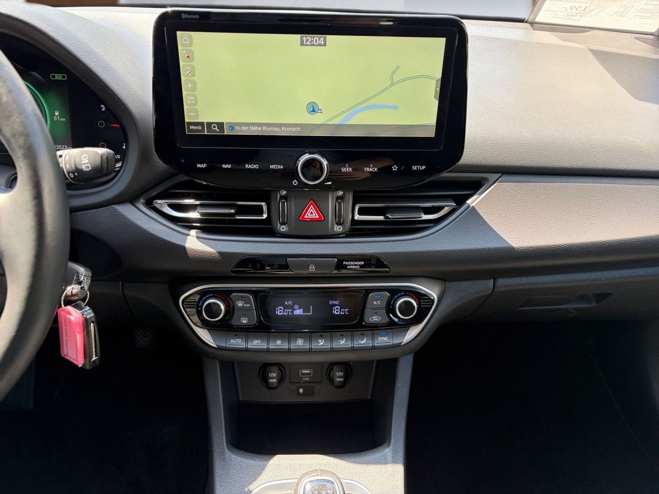 Fahrzeugabbildung Hyundai i30 INTRO *LED*KLA*SIH*KAMERA*DAB*