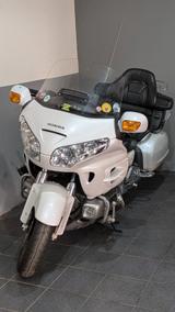 Honda GL 1800 GOLDWING AIRBAG 80W SOUNDSYSTEM US MODEL - HONDA GOLDWING GL1800