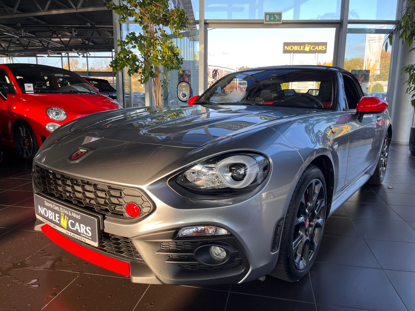 Fahrzeugabbildung Abarth 124 Spider  BOSE LEDER ALU