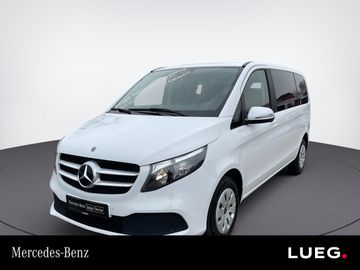 Mercedes V 220 - 1