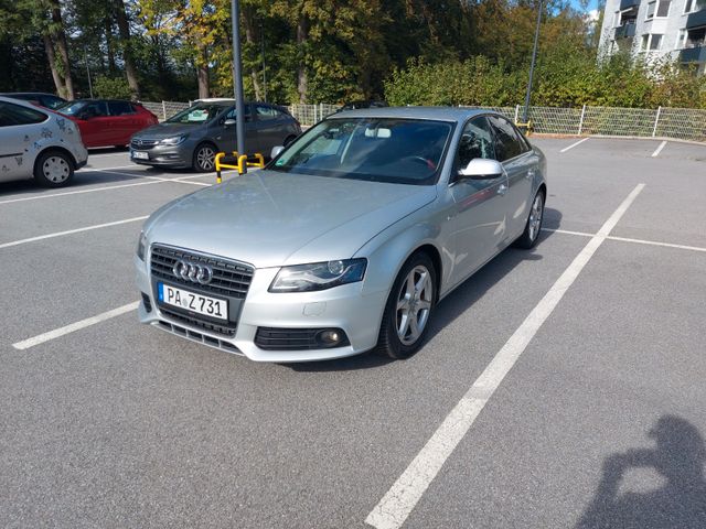 Audi A4 2.0 TDI S line 