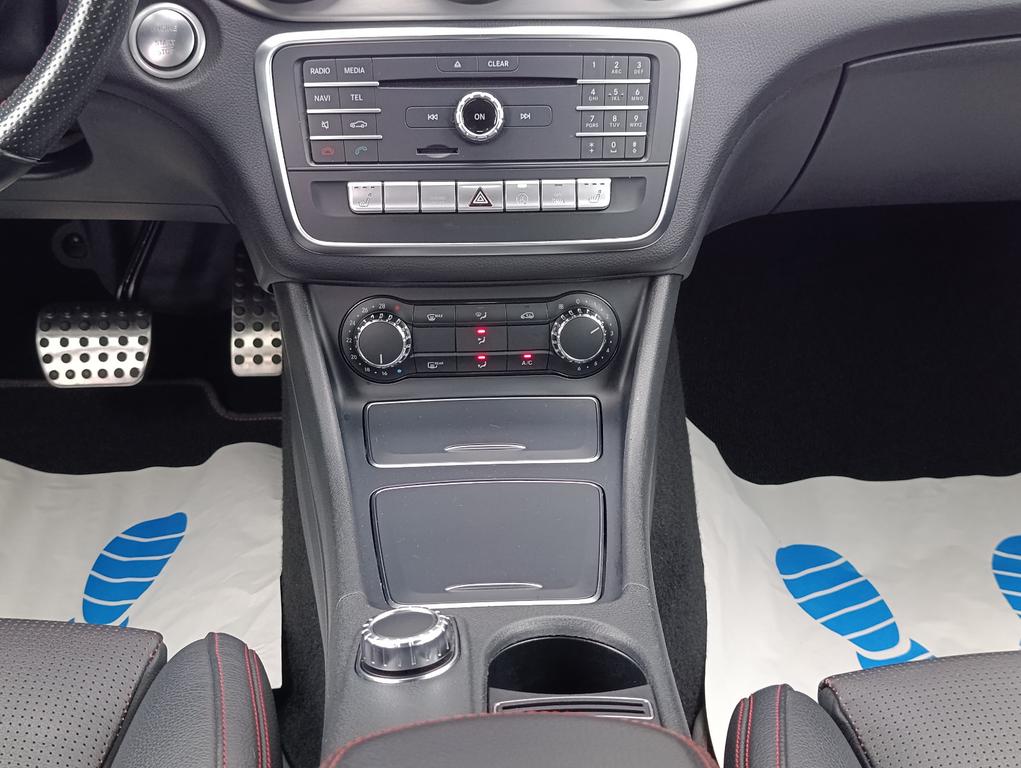 Mercedes-Benz CLA 220