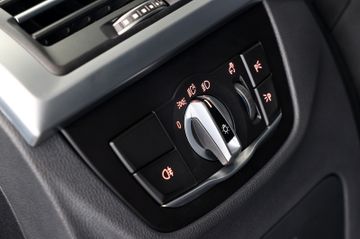 BMW X3 xDrive20i PANO LASER LEDER HUD RFK 19"