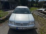 Volkswagen Bora 2.0 Auto Highline Variant Highline - Volkswagen Bora Highline mit Benzin-Antrieb
