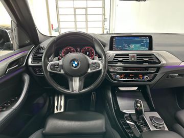 Fahrzeugabbildung BMW X3 xD20d M Sport Panora Kamera HUD H/K AHK 19"
