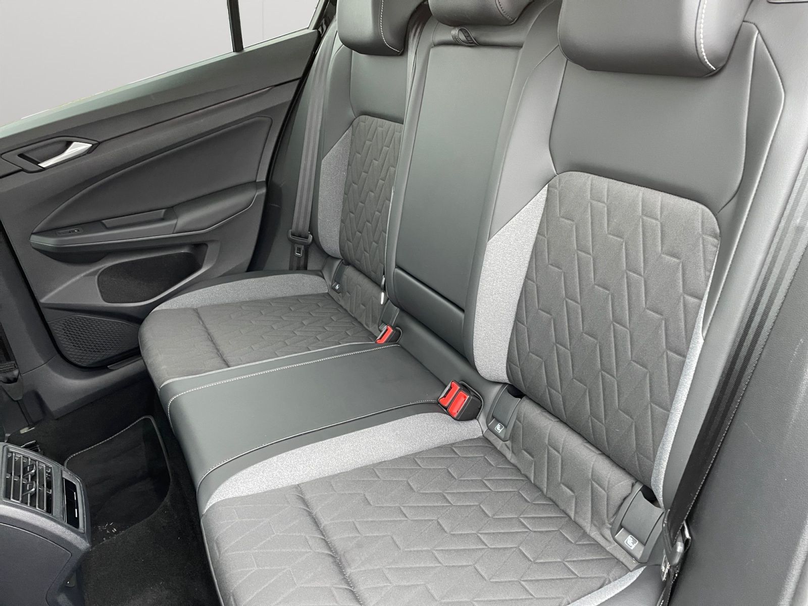 Volkswagen Golf - Bild 13