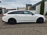 Mercedes-Benz CLA 35 AMG ShootingBrake AMG CLA 35*LED*Panorama - Mercedes CLA 35 AMG Shooting Brake mit Schiebedach
