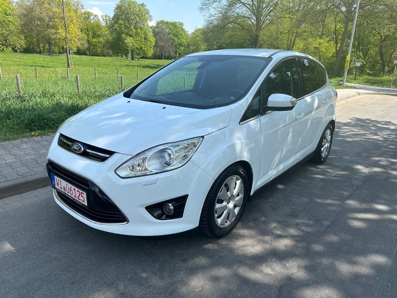 Ford C-Max Titanium *KAMERA - XENON - KEYLESS*
