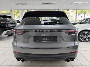 Porsche Cayenne - 6