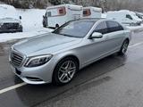 Mercedes-Benz S 500 4MATIC - - Mercedes-Benz S 500: Limousine