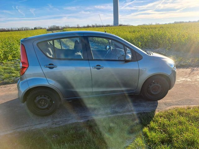 Opel Agila