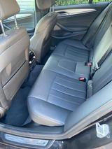 BMW 520d xDrive A - - BMW 520 Hybrid (Diesel/Elektro)