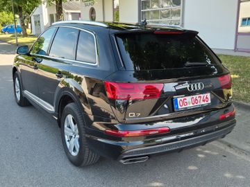 Audi Q7 - 8