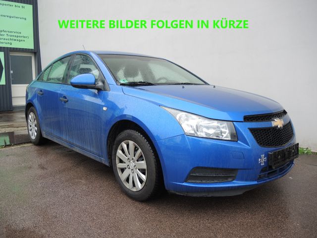 Chevrolet Cruze LS KLIMA,ISOFIX,SCHECKHEFT