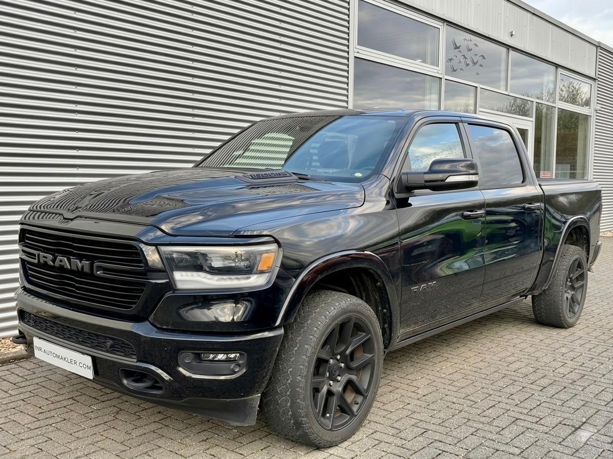 Dodge RAM 1500 5.7 V8 Laramie Night Edition Prins Gas