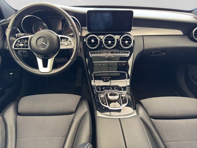 Fahrzeugabbildung Mercedes-Benz C 300 T de Avantgarde+Pano+Burmester+CarPlay
