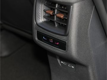Cupra Terramar 2.0 TSI 4Drive AHK Navi Kamera