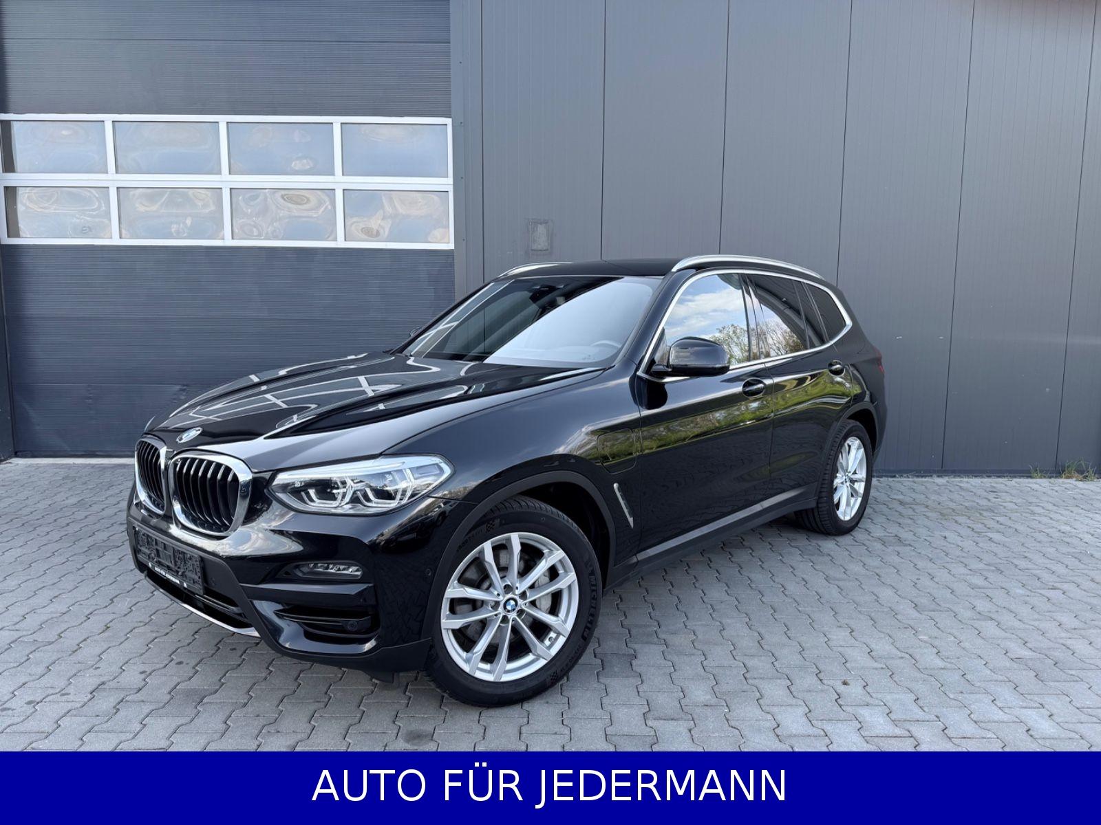 BMW X3 xDrive 30e Advantage*LED*Navi*Kamera*Panorama
