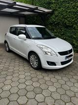 Suzuki Swift *Scheckheft* *Achtfach Bereift* - Suzuki Swift Gebrauchtwagen in Wuppertal