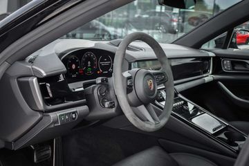 Porsche Panamera - 9