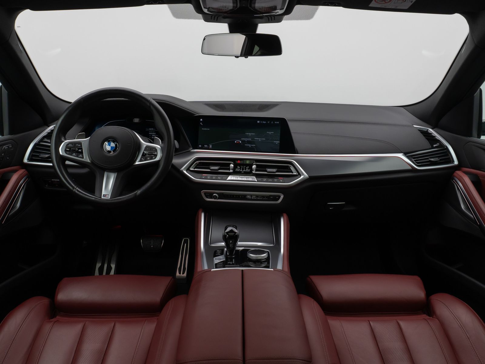 Fahrzeugabbildung BMW X6 xD40d M Sport Panorama 360°Laser HUD DisplKey