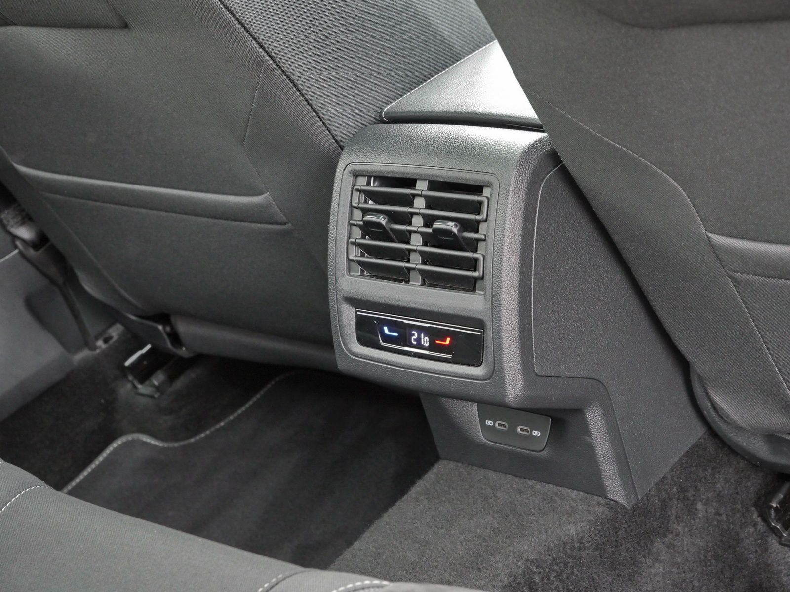 Volkswagen Golf - Bild 17