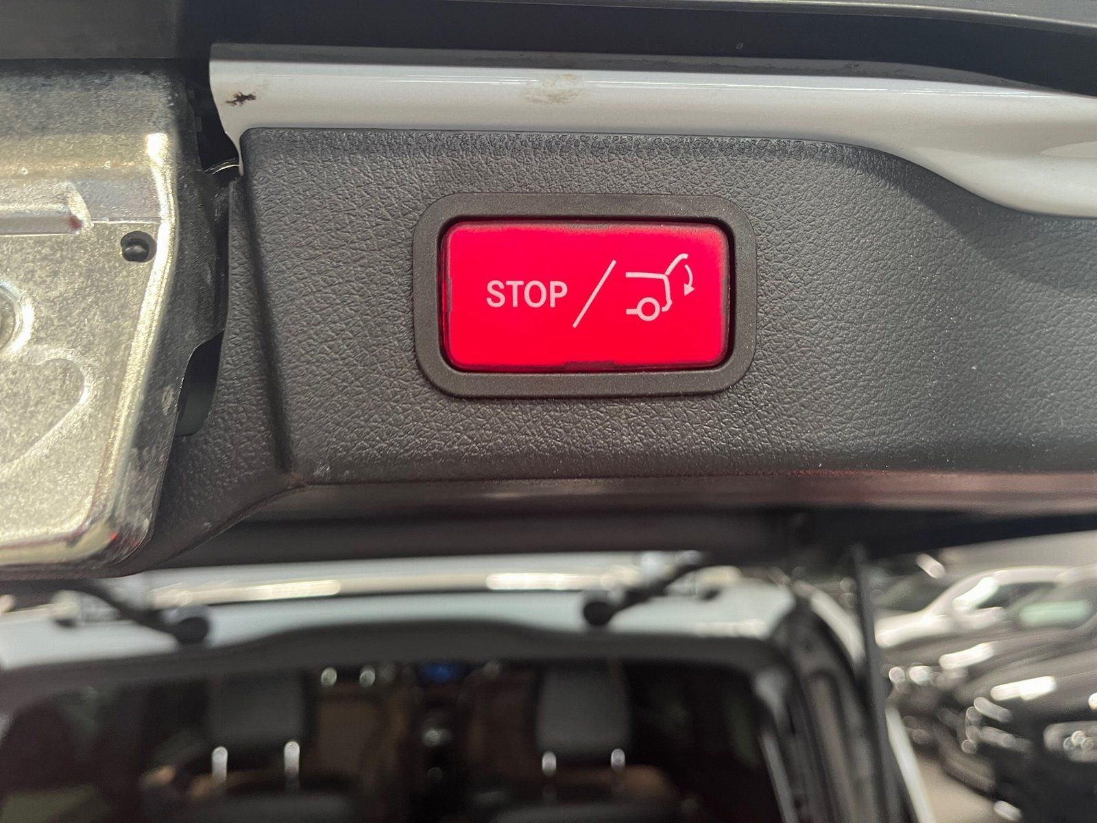 Fahrzeugabbildung Mercedes-Benz EQV 300 AVANTGARDE Lang*LED*Totw*Burmester*Distr