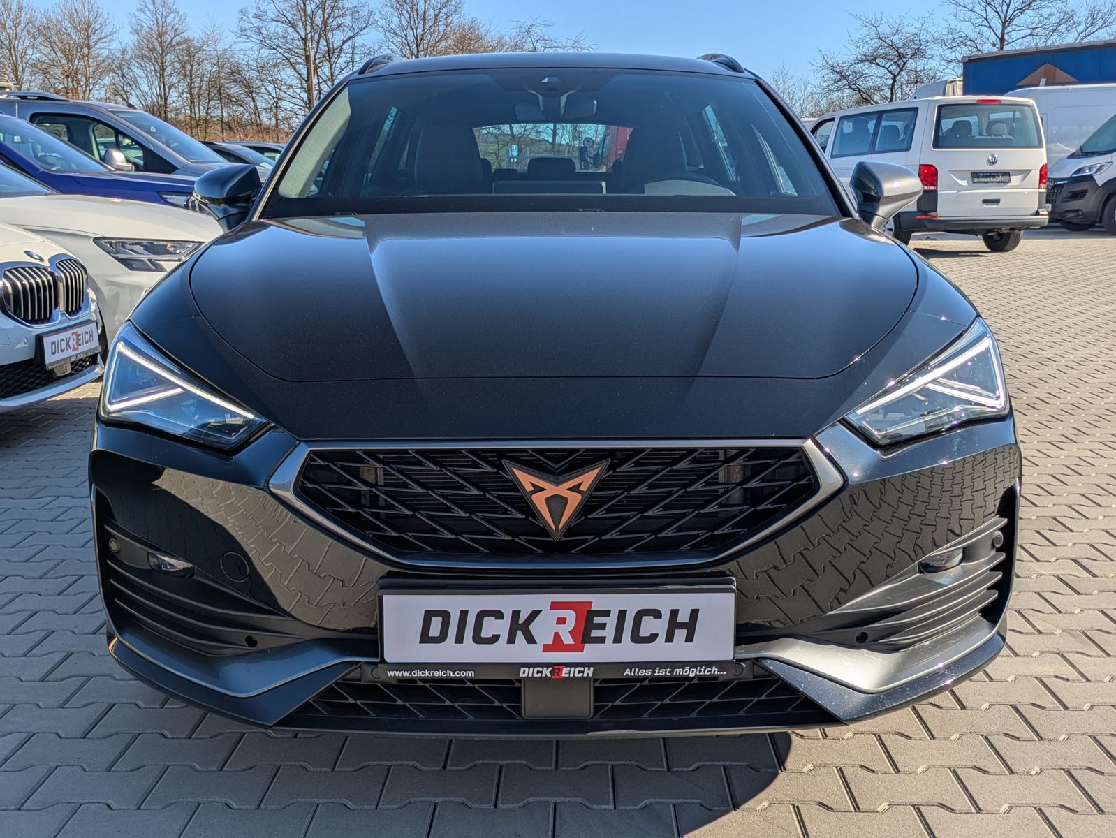 Fahrzeugabbildung CUPRA Leon 1.5 eTSI DSG MATRIX-LED*ACC*APP*KAMERA*18"