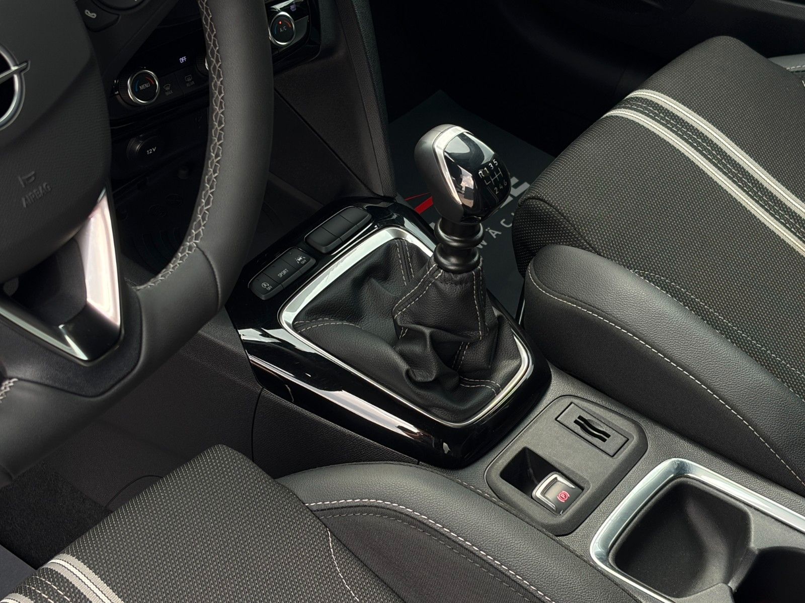 Fahrzeugabbildung Opel Corsa F GS 1.2 Turbo Matrix SHZ LHZ Navi Carplay
