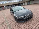 Volkswagen Passat 2.0 TDI SCR 140kW DSG Comfortl. Varia... - Volkswagen Passat: Co2