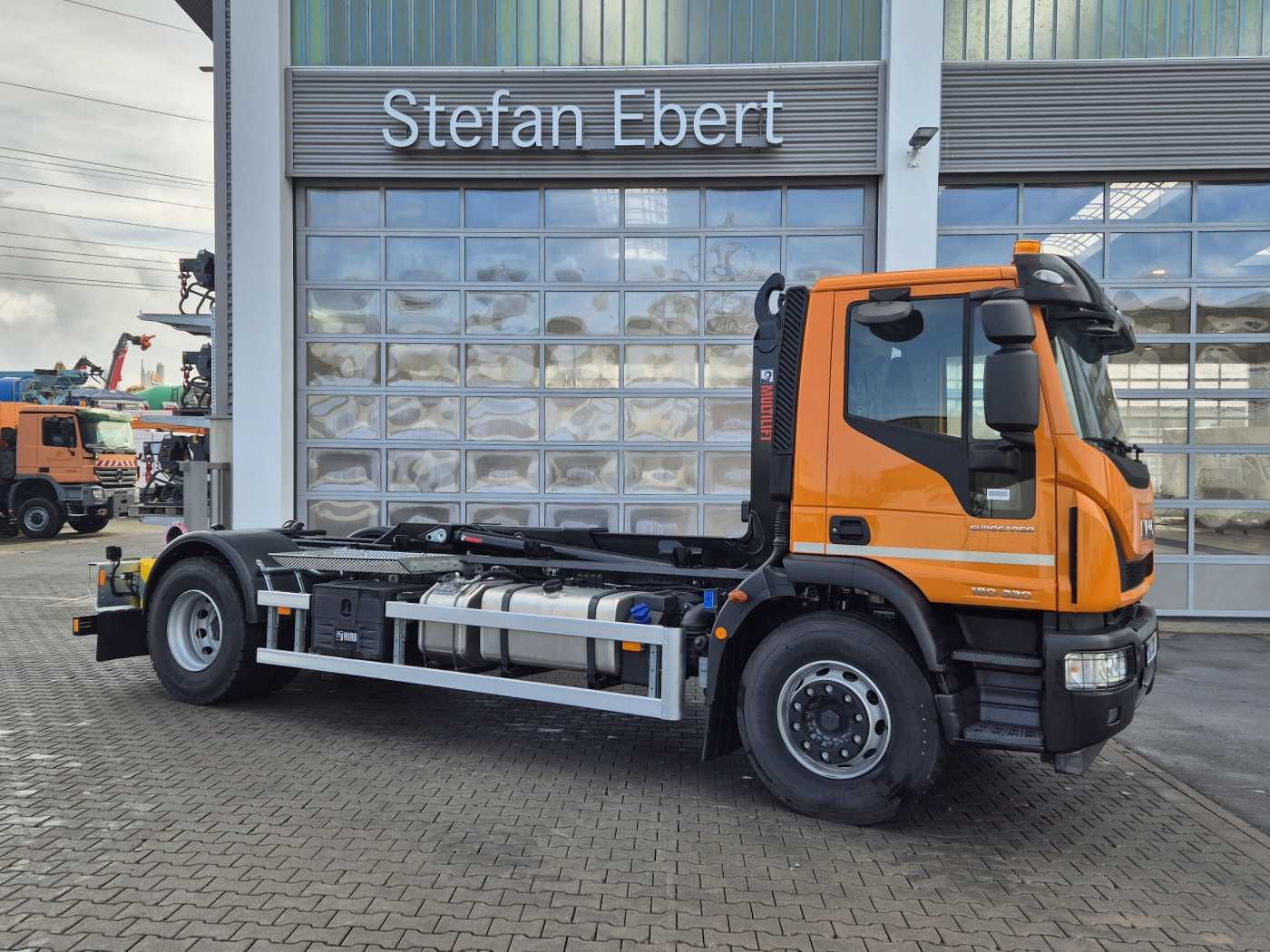 Fahrzeugabbildung Iveco ML180E32/P HIAB ULT14S51 AHK Standheizung