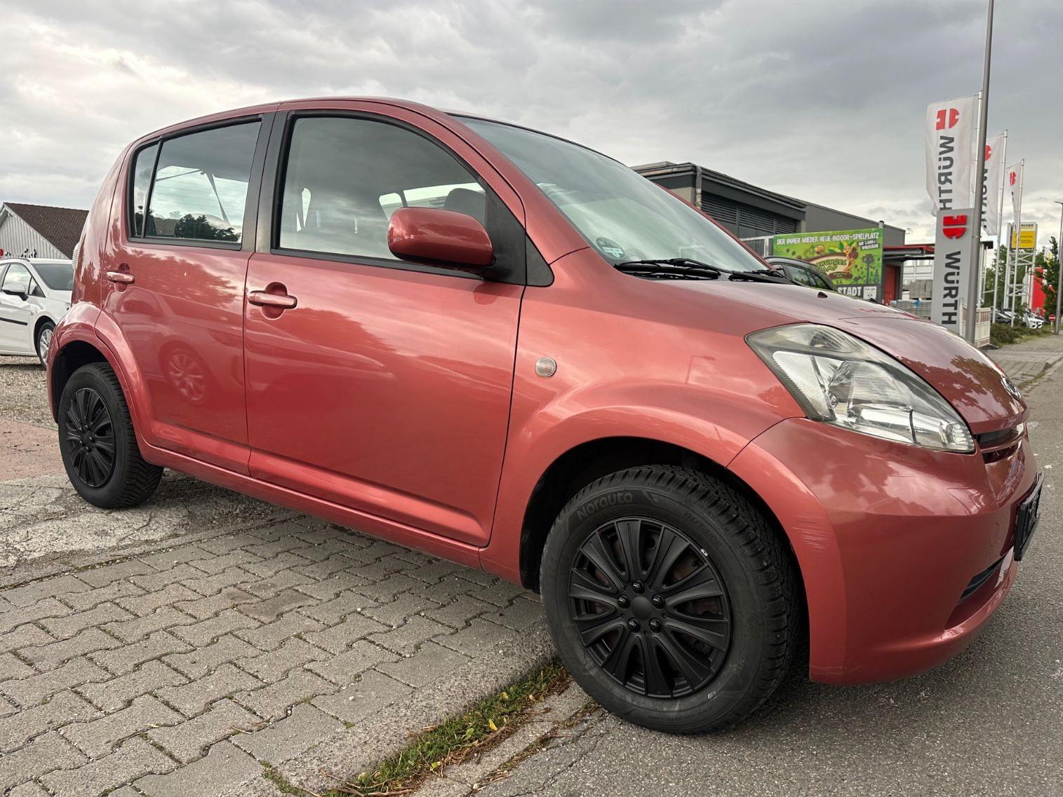 Daihatsu Sirion 1.0,KLIMA,TÜV05/27