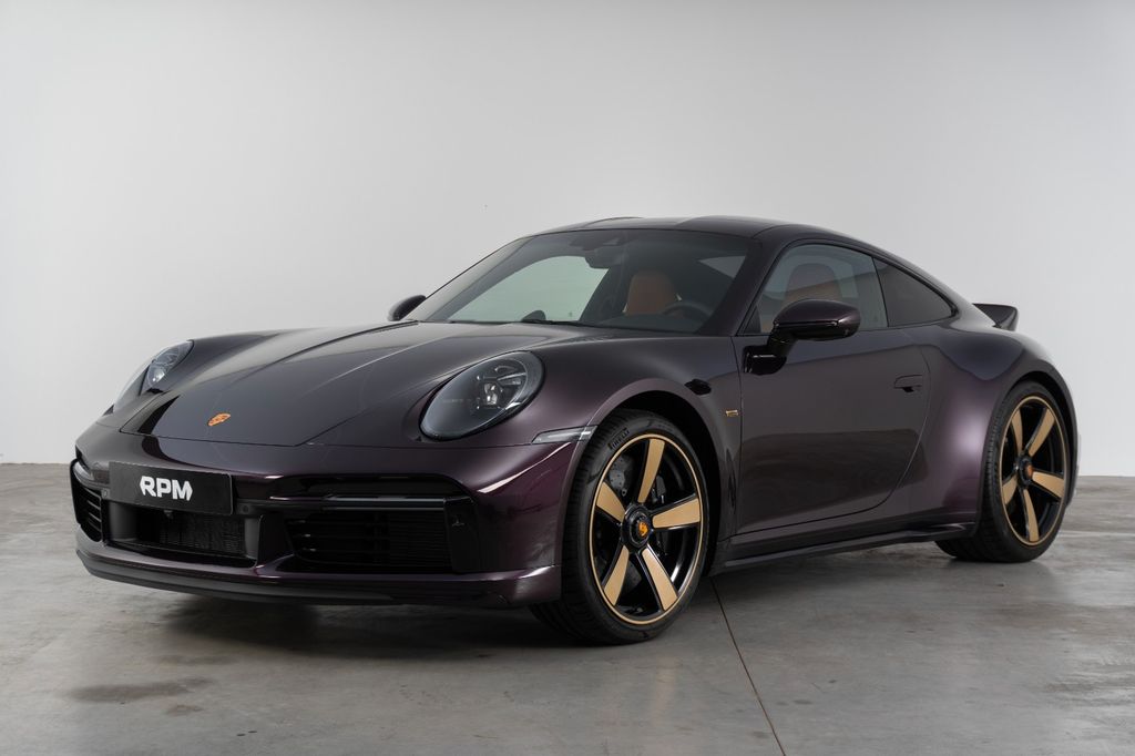 Porsche 992 Sport Classic