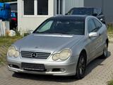 Mercedes-Benz C 200 Kompressor Sportcoupe 163PS Panorama - Mercedes-Benz C 200: Kompressor Sportcoupe