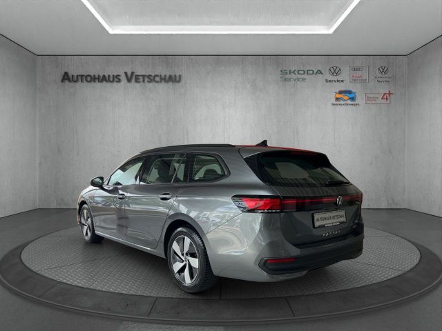 Passat Variant 1.5 eTSI Bluetooth Navi LED Klima