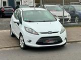 Ford Fiesta Champions Edition - Ford Fiesta mit Benzin-Antrieb: Limousine, Champ