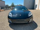 Porsche Panamera 4 Platinum Edition Platinum Edition - Porsche Panamera: Platinum Edition