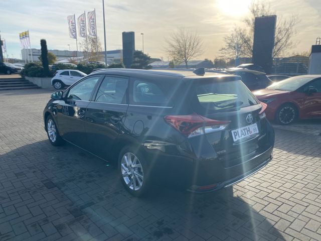 Toyota Auris Touring Sports  Hybrid 1,8-l-VVT
