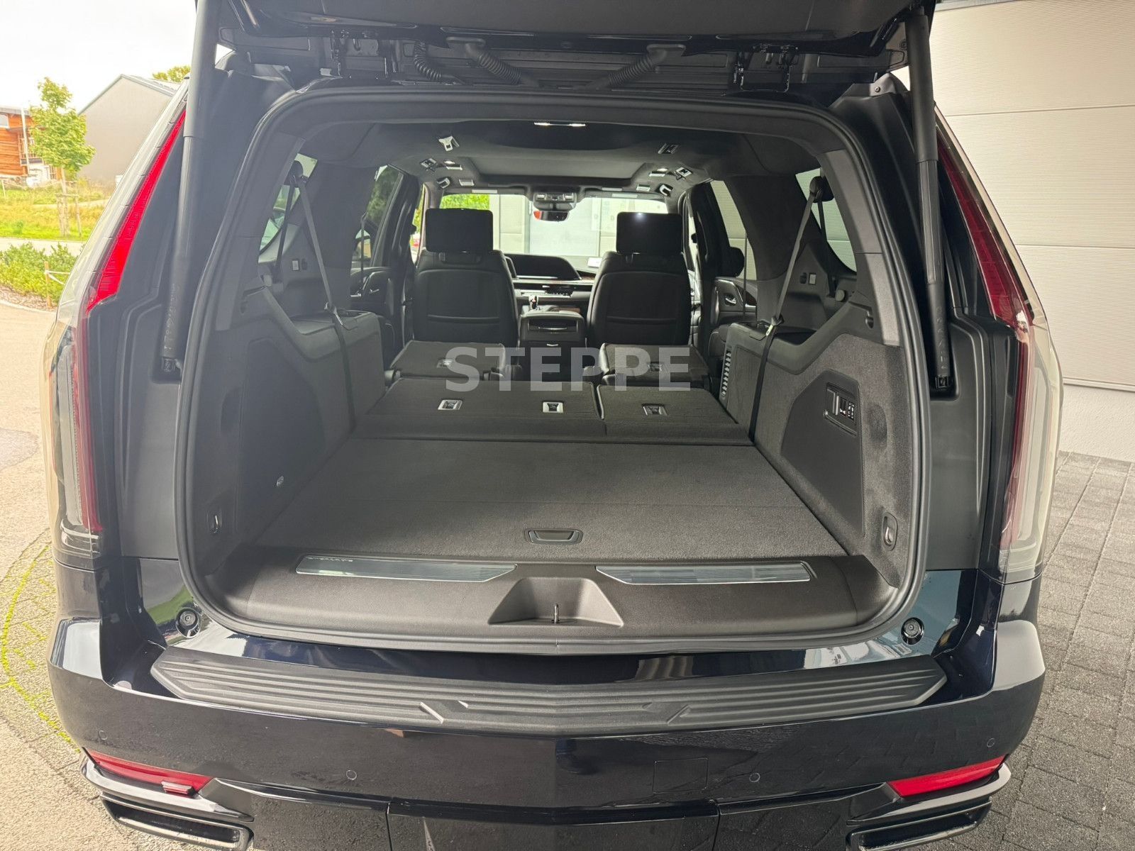 Cadillac Escalade 6.2 V8 ESV Sport Platinum EU-Navi AHK