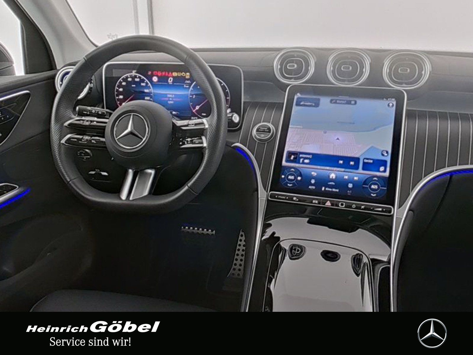 Fahrzeugabbildung Mercedes-Benz GLC 300 d 4M AMG+PANO+AHK+360°K+DIGITAL.L+MEMORY