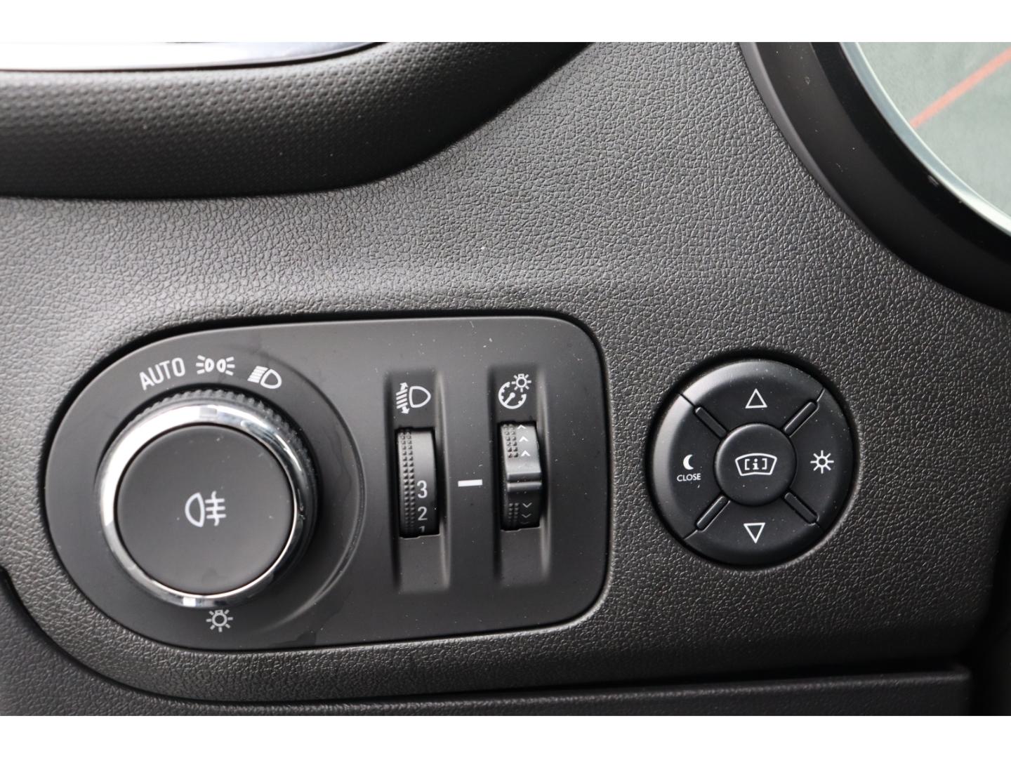Opel Crossland 1.2 AHK Einparkhilfe DAB