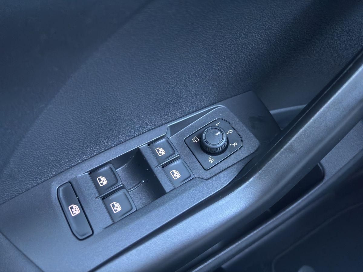 T-Cross Life 1.0 TSI Android Auto PDC v+h 8-FACH