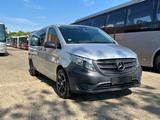 Mercedes-Benz Vito - Mercedes-Benz Vito: 9 Sitzer