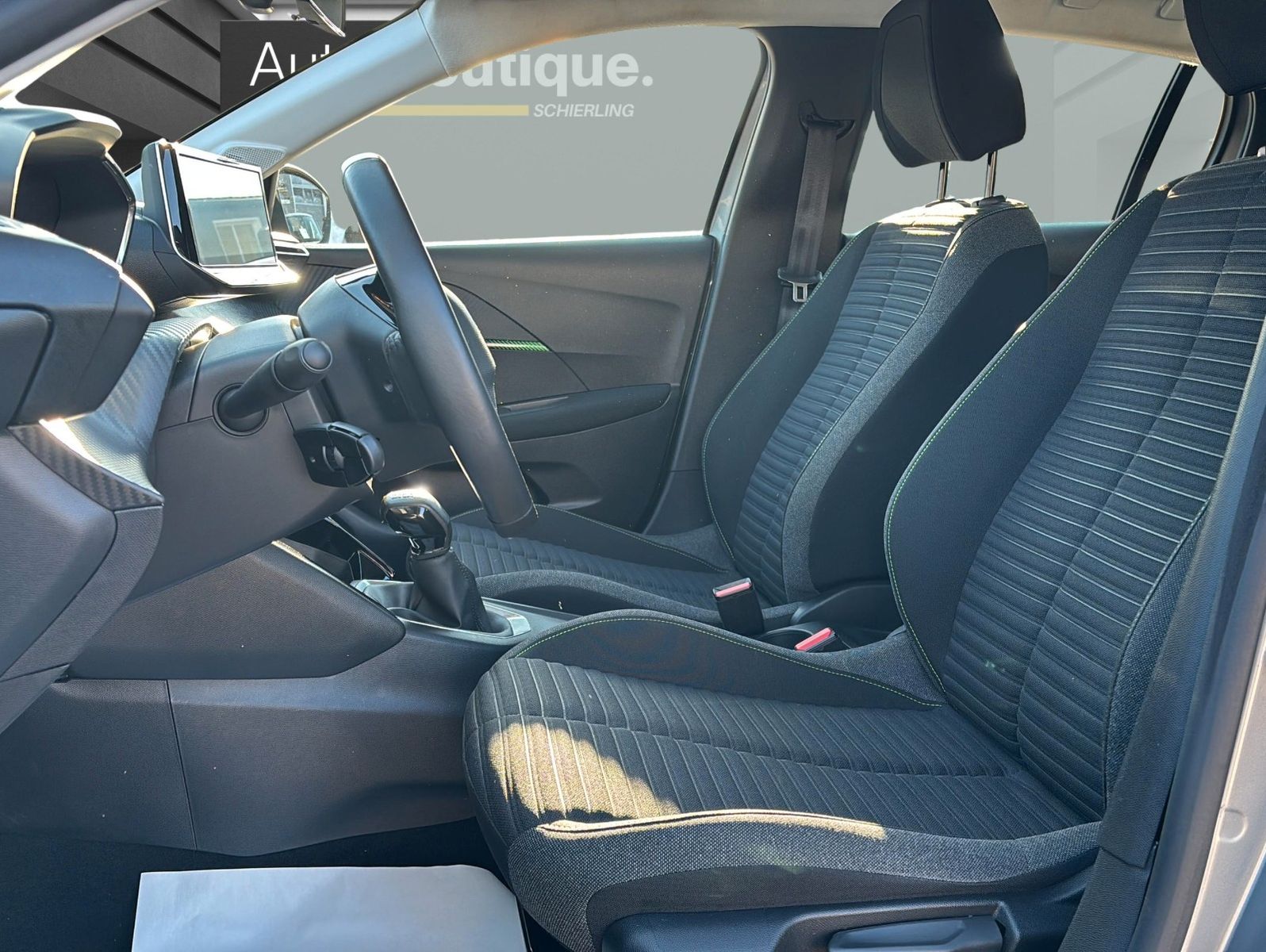 Peugeot 208 - Bild 10