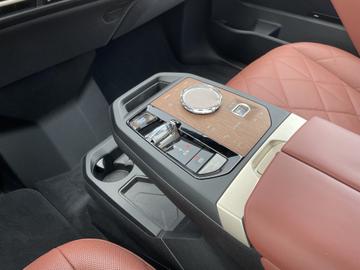 2022 BMW IX 缩略图 24