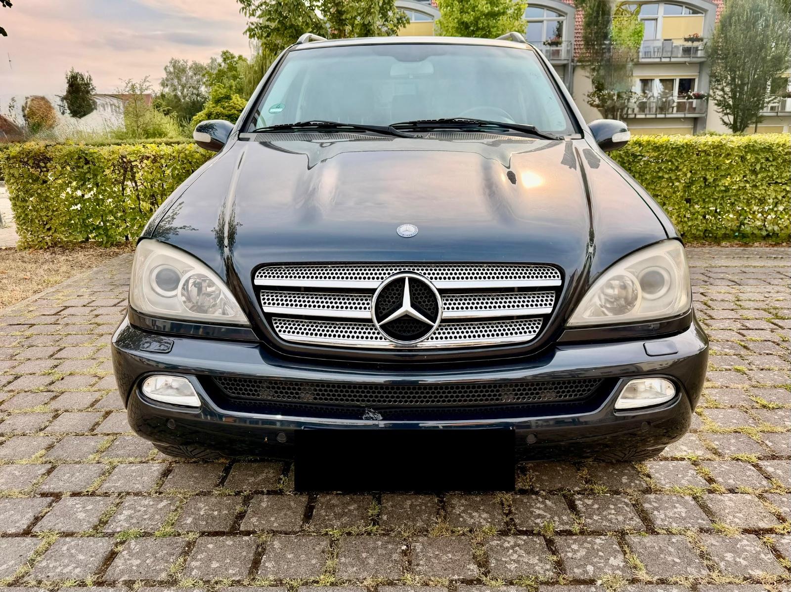 Mercedes-Benz ML270 2004 — photo 8