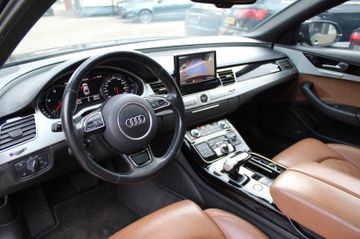Audi A8 - 9