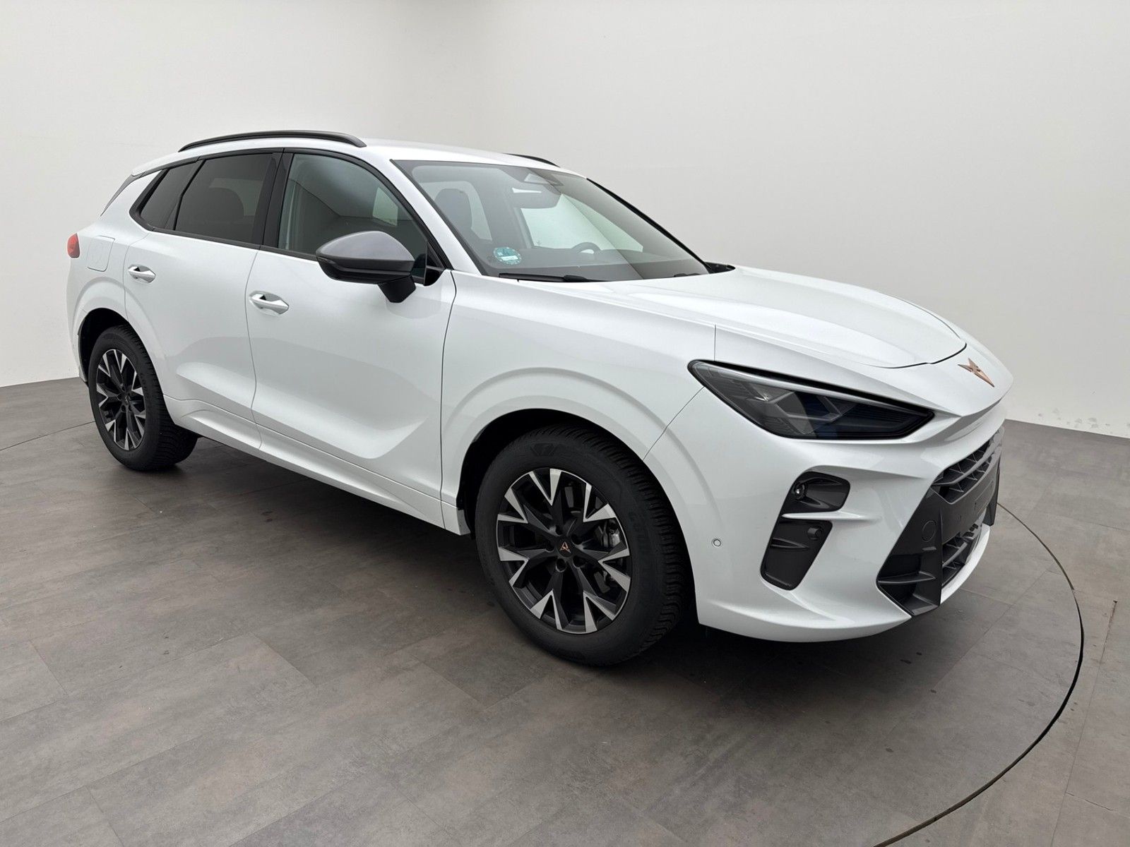 Cupra Terramar 1.5 eHybrid DSG DigitalIntellEdge imagem 2