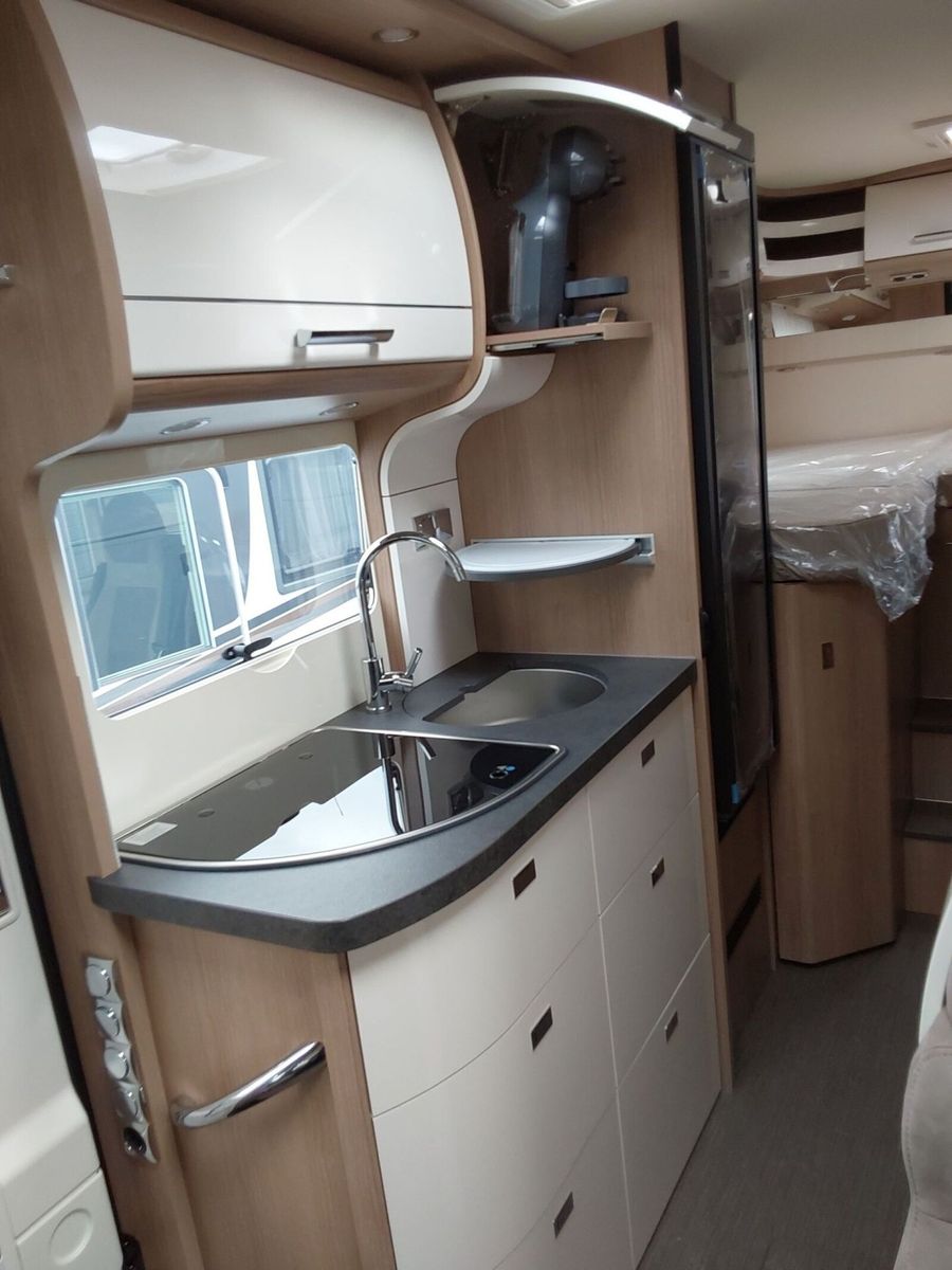 Fahrzeugabbildung Carthago c-compactline I 143 LE Fiat, TV, Navi, Rückfahrk
