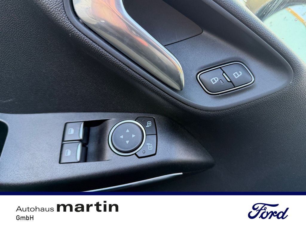 Fahrzeugabbildung Ford Fiesta 1.0 Titanium KLIMA KURVENLICHT SYNC SHZ